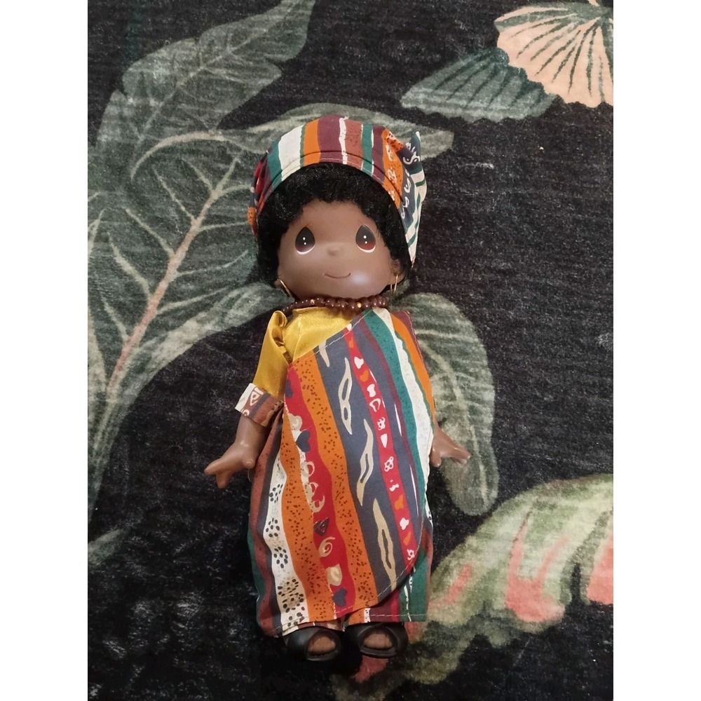Vintage Precious Moments Dolls of the World Aisha Africa Doll 9" w/ Tag